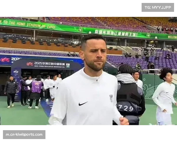 大连英博防线两场失九球 李国旭战术体系面临崩盘危机